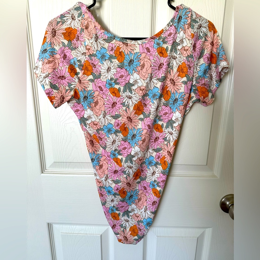 Le Lis 
Field Of Flowers Bodysuit - Ivory/Multi - Large